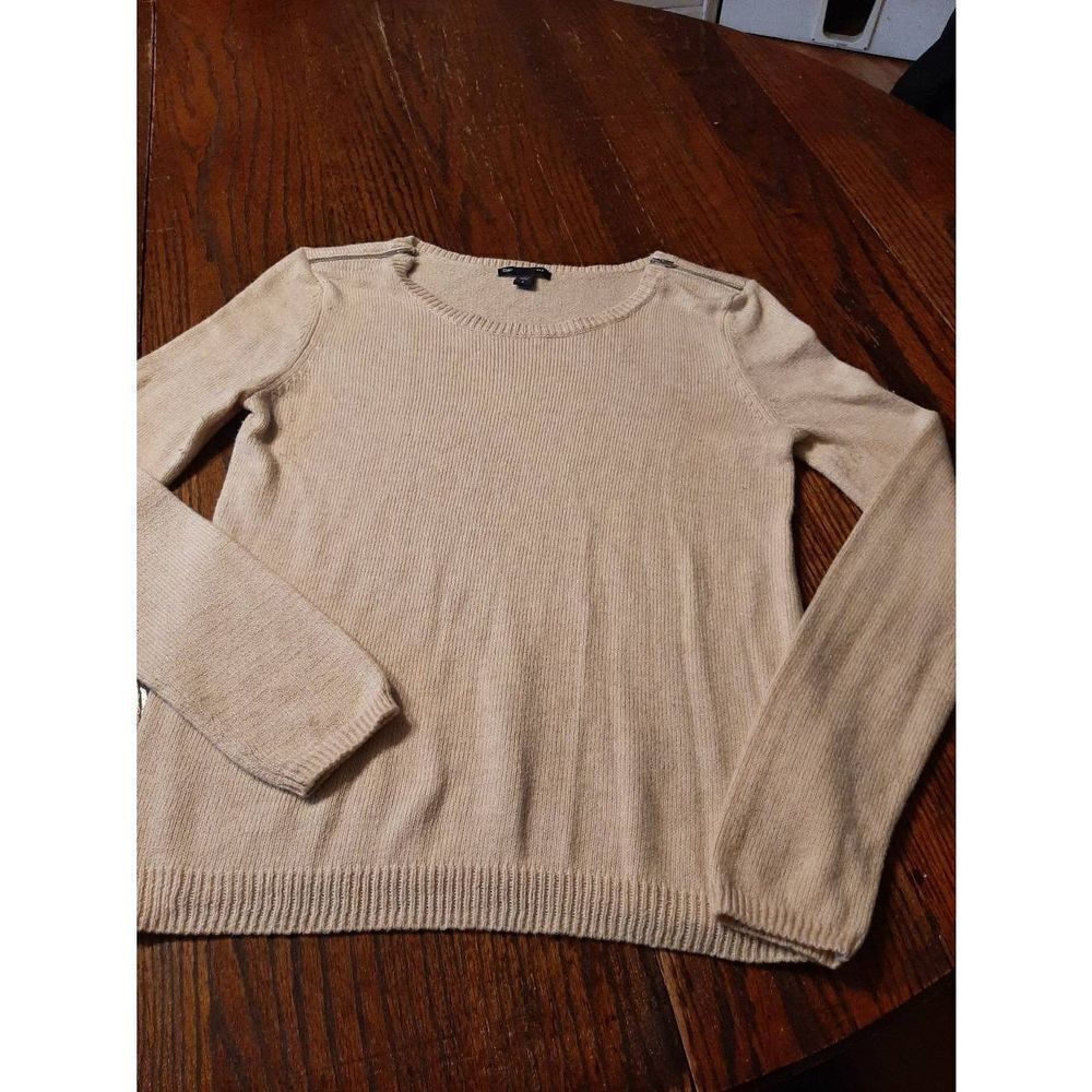 Small Gap Cream Long Sleeve Pullover Sweater Zipper Detail Shoulders Round Neck